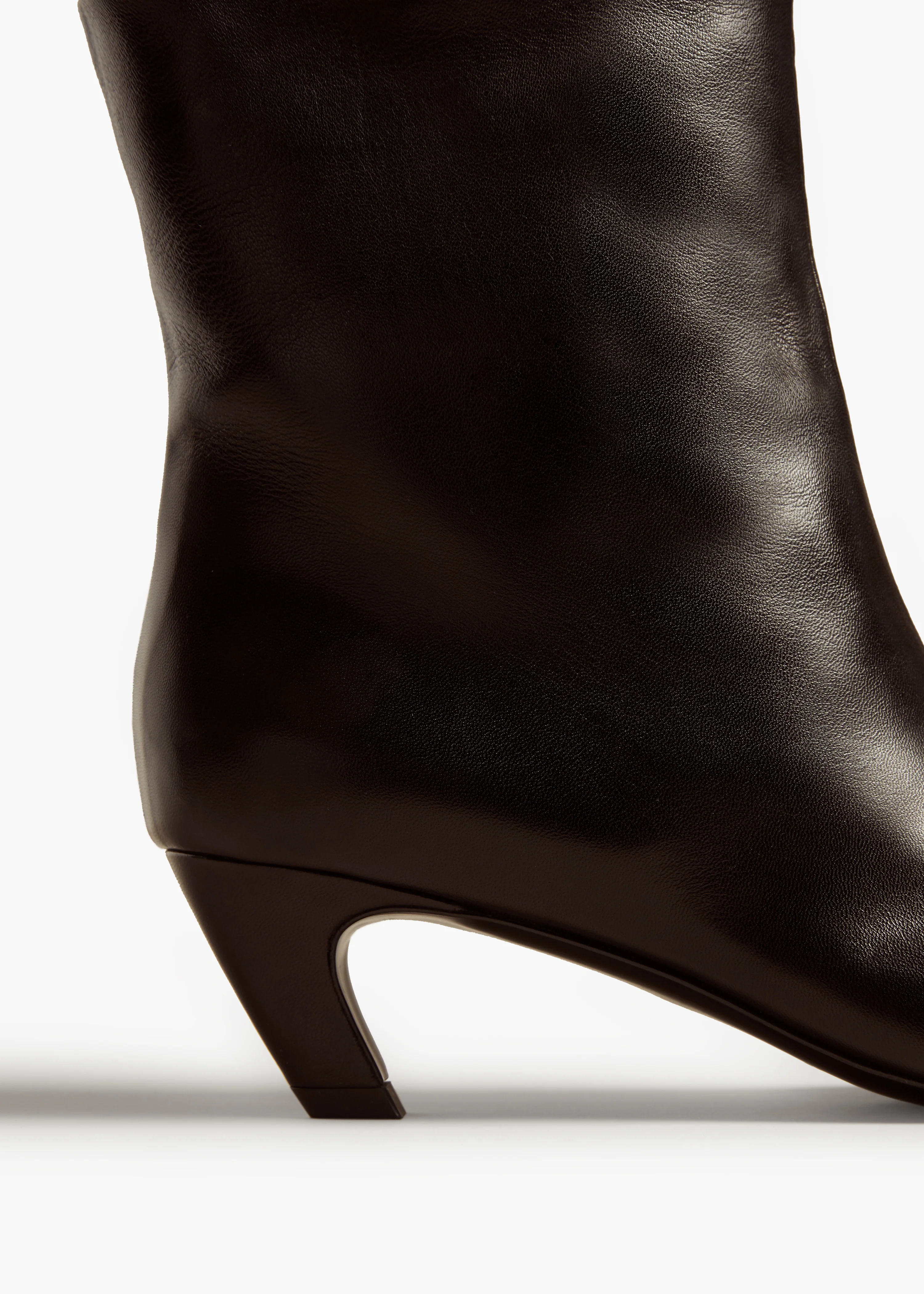 Arizona Boot in Black Leather - Image 4