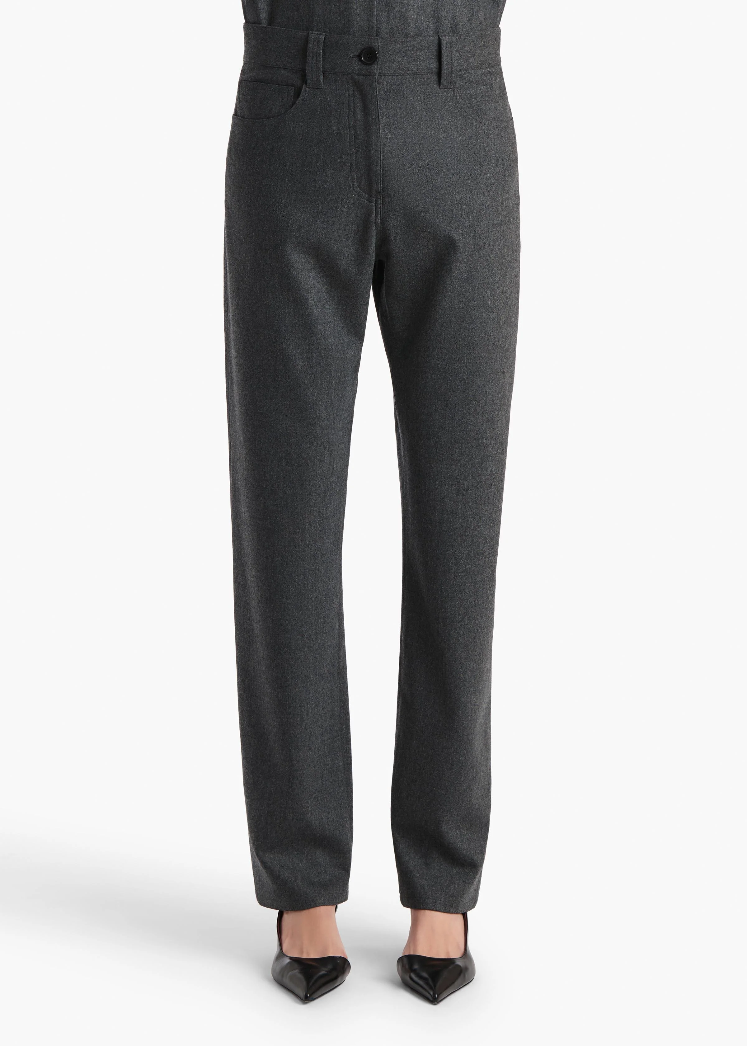 Callum Pant in Storm - Image 3
