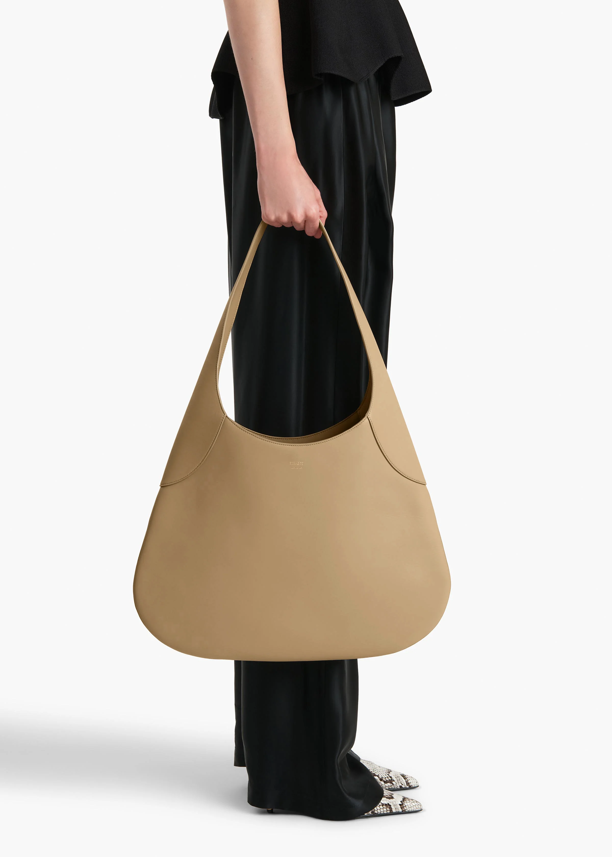 Large Joan Hobo in Toffee Leather - Image 5