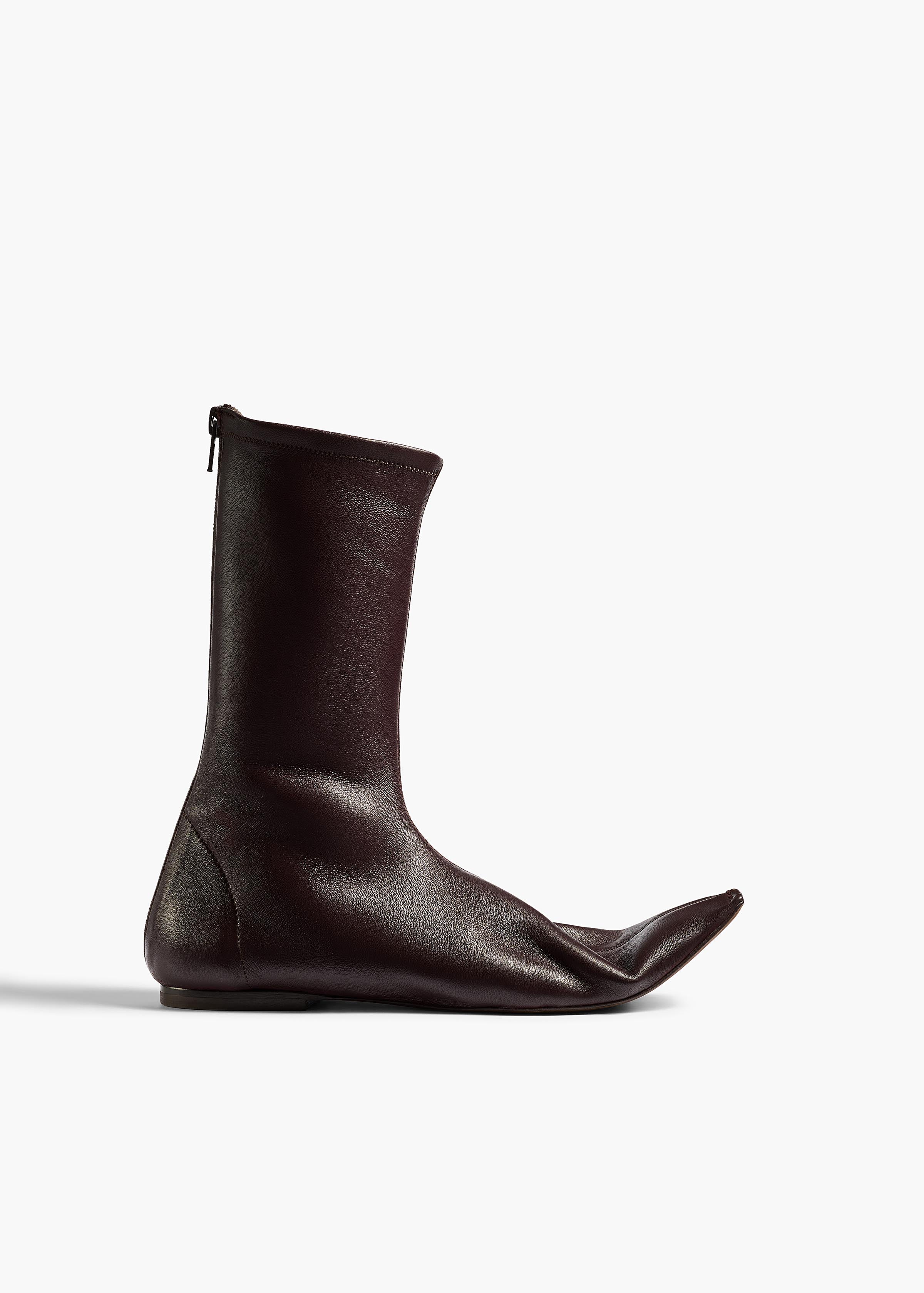 Marlene Boot in Rouge Noir