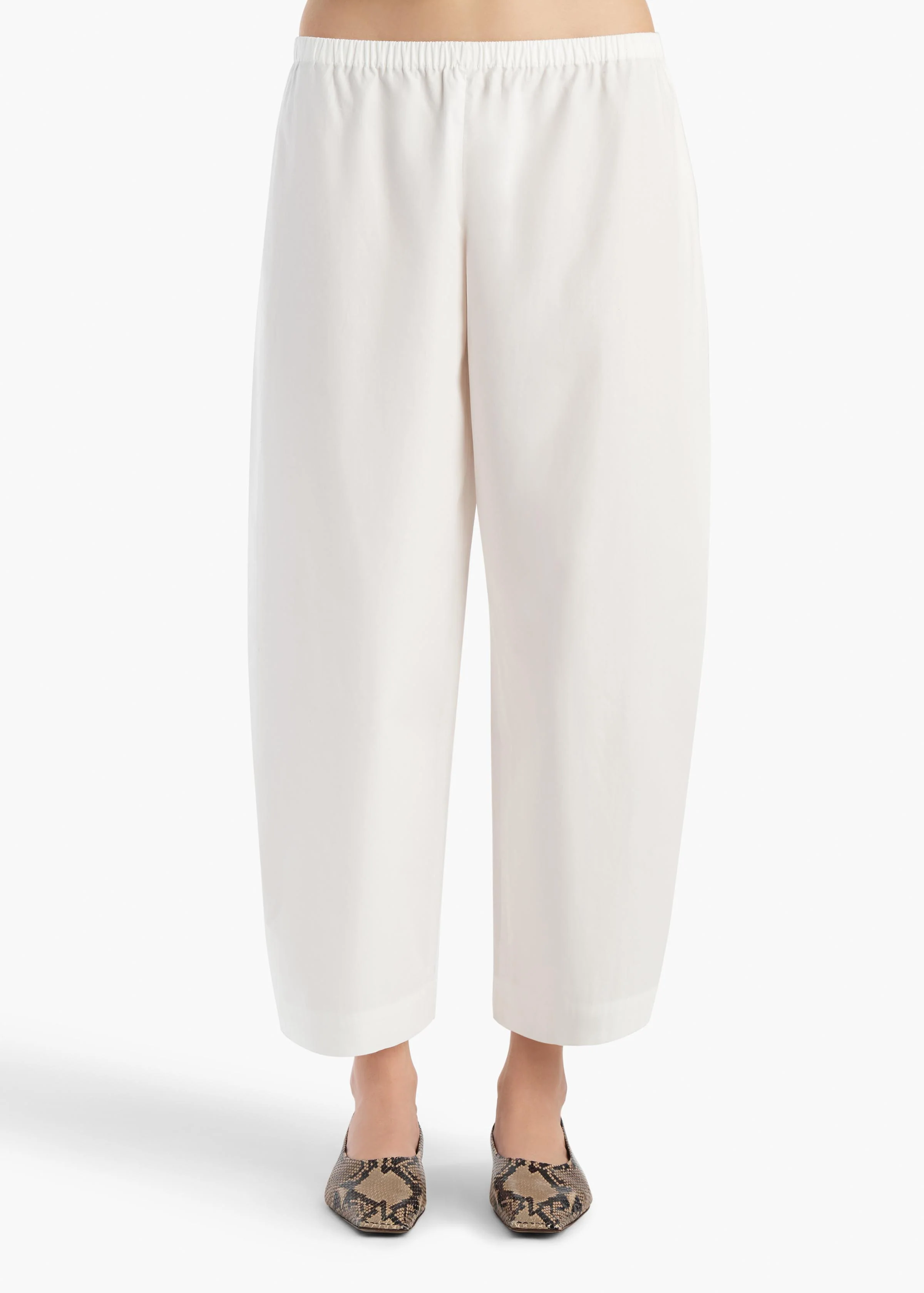 Roma Pant in Chalk - Image 3